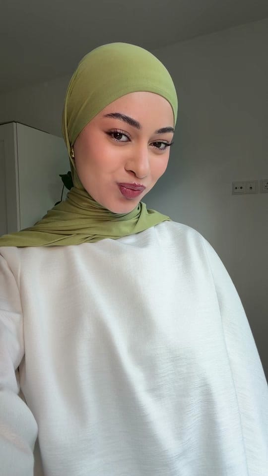 Post 8 by aleyna on TikTok (video)