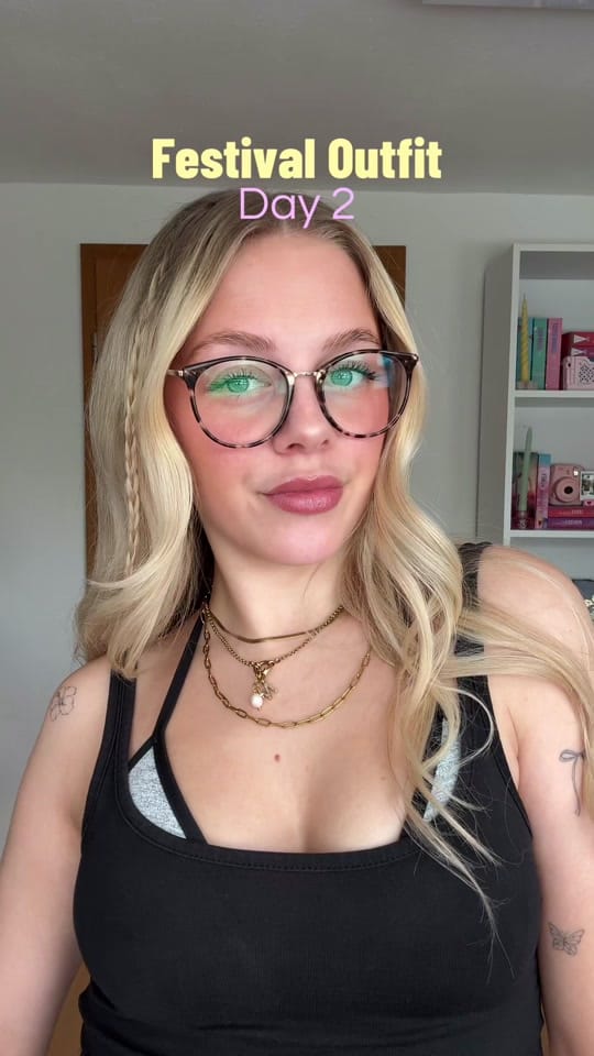 Post 8 by Kimi 🎀🪩🌸 | UGC on TikTok (video)