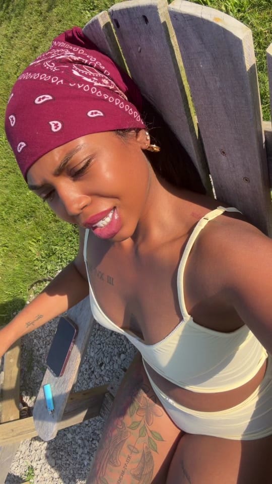 Post 4 by _chemonee on TikTok (video)