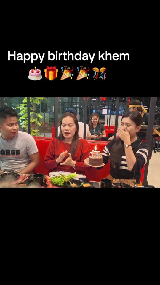 Post 1 by Virawhite Beauty Products Shop on TikTok (video)