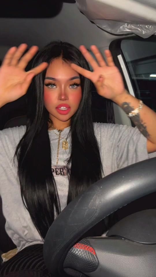 Post 10 by Stormialena on TikTok (video)
