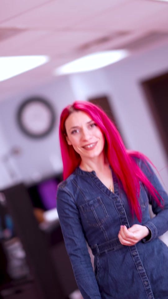Post 4 by Lena Diamanti on TikTok (video)
