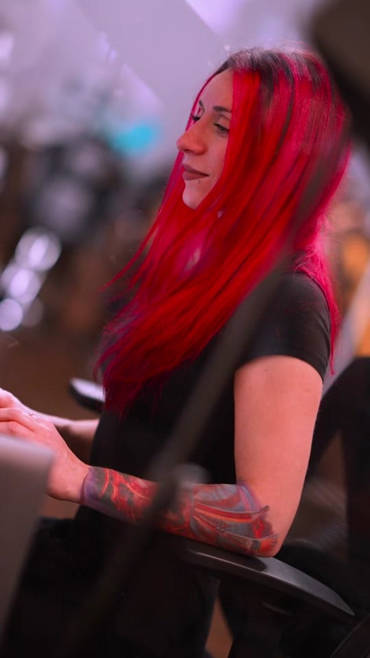 Post 8 by Lena Diamanti on TikTok (video)