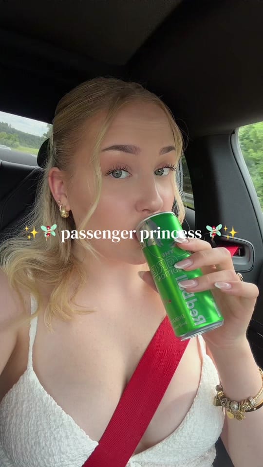 Post 7 by Sarah on TikTok (video)