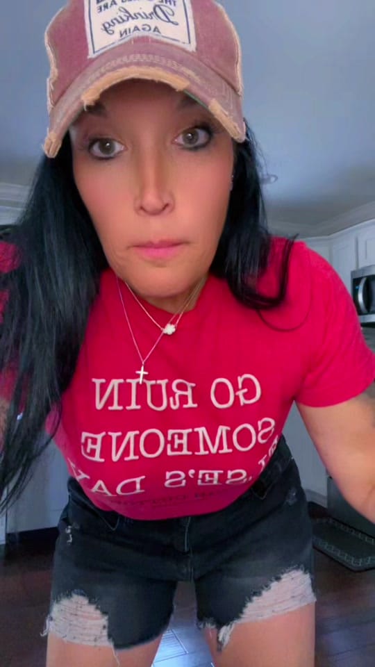 Post 7 by Ali on TikTok (video)