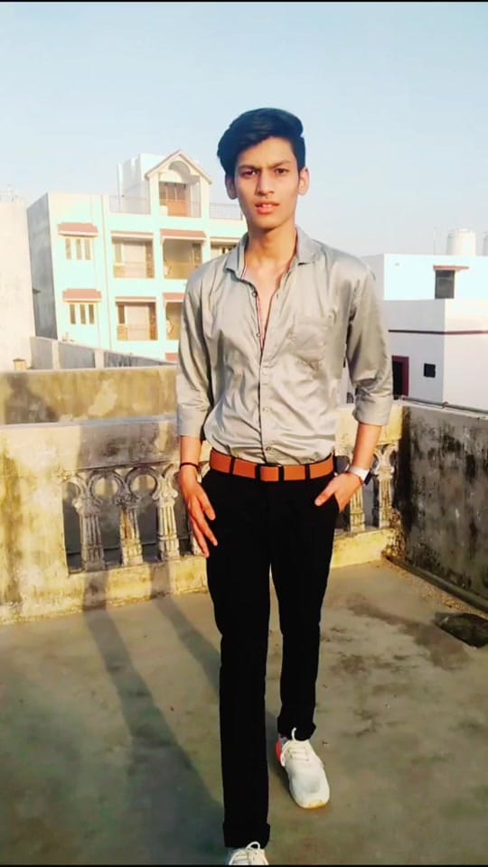 Post 8 by Nèél on TikTok (video)