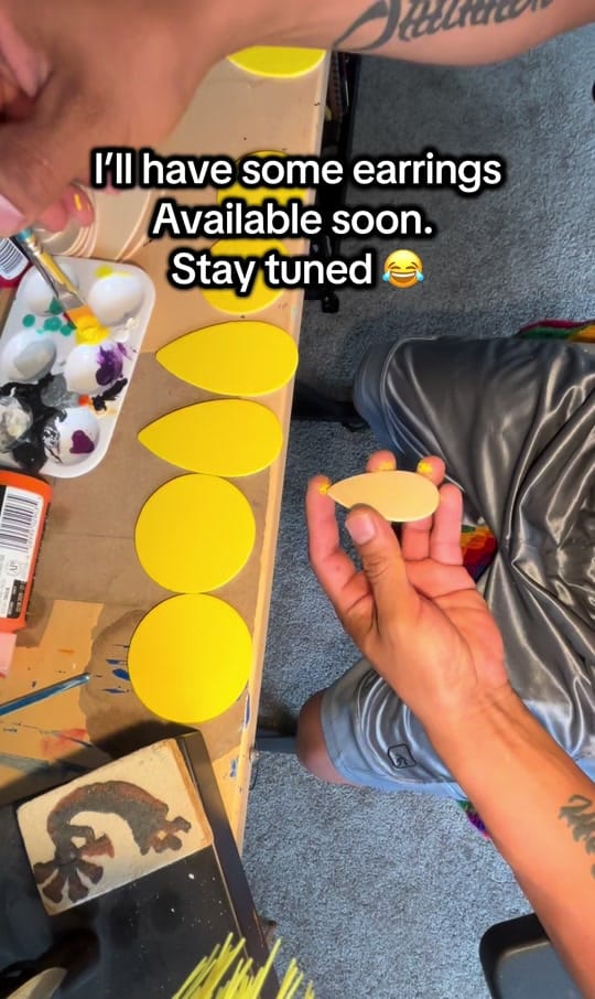 Post 7 by Vandever’sArt on TikTok (video)