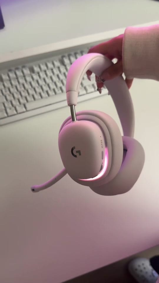 Post 1 by Elli 🧸 on TikTok (video)