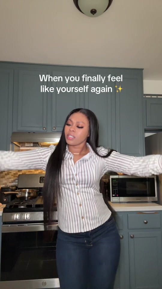 Post 8 by IMARI V on TikTok (video)