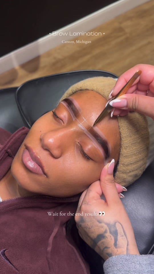 Post 2 by Jassy Brows🍯 on TikTok (video)