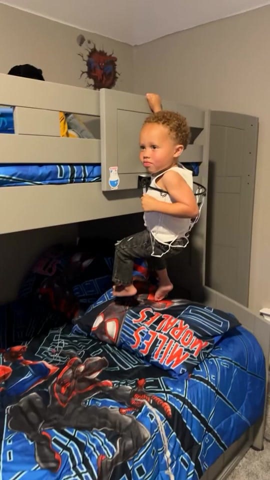 Post 8 by Lil Crazy 8 on TikTok (video)