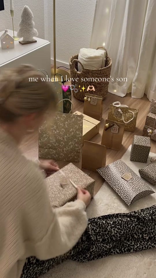 Post 2 by 𝐍 𝐈 𝐍 𝐀 on TikTok (video)