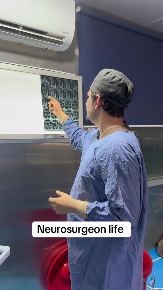 Post 5 by Neurosurgeon on TikTok (video)