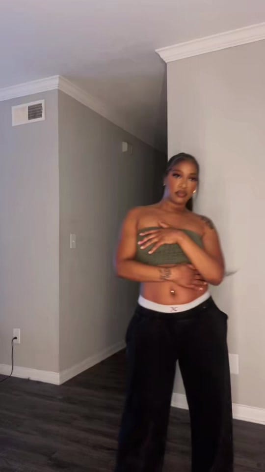Post 8 by Tae Honee on TikTok (video)