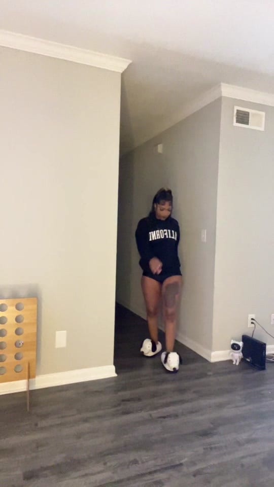 Post 6 by Tae Honee on TikTok (video)