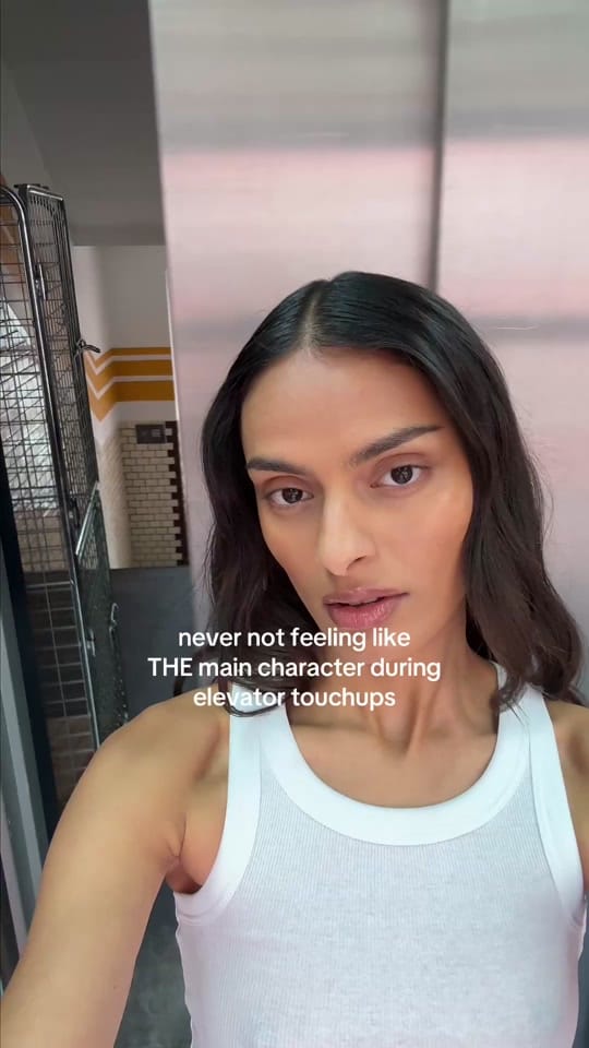 Post 2 by Kess Berlin on TikTok (video)
