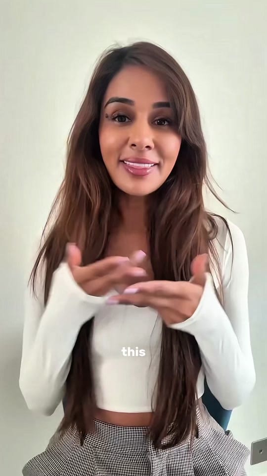 Post 4 by Dr Anj BDS on TikTok (video)