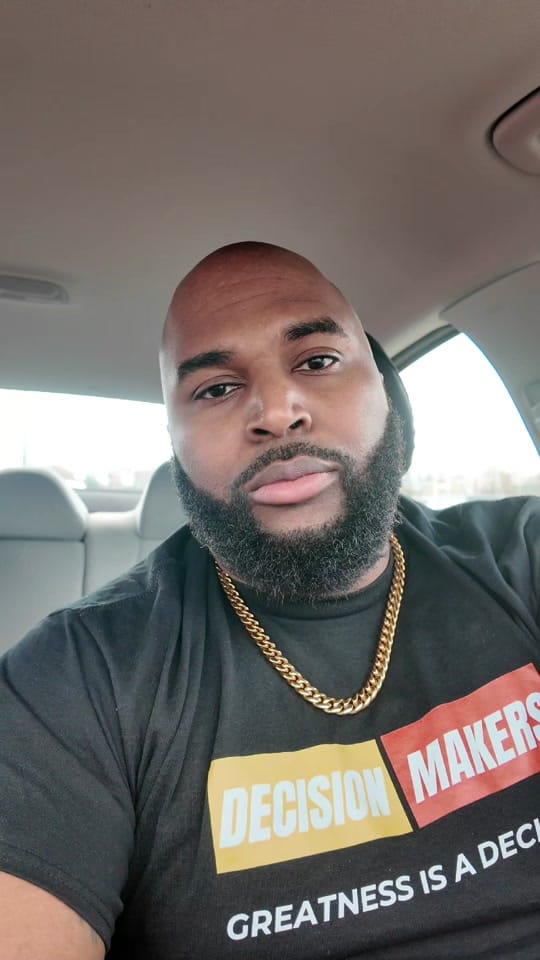 Post 8 by Dez Tha Reason on TikTok (video)