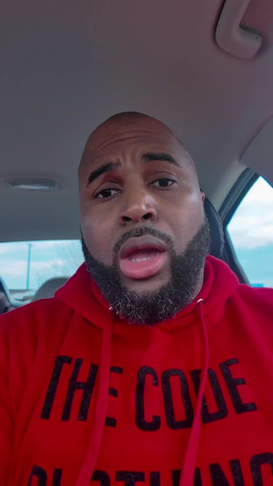 Post 5 by Dez Tha Reason on TikTok (video)