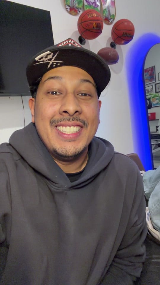 Post 3 by joncamposart on TikTok (video)