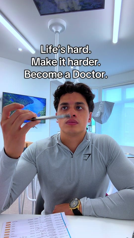 Post 1 by olliethedentist on TikTok (video)