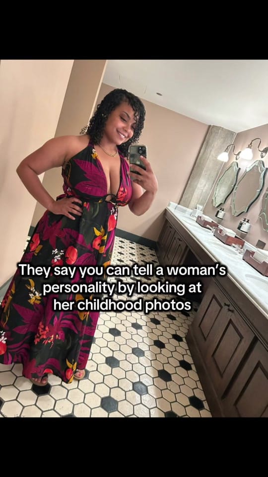Post 2 by Ebony Sade Art on TikTok (video)