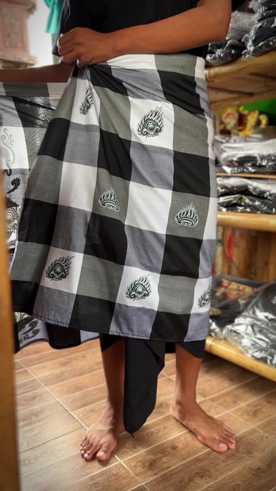 Post 8 by Kalis Art Bali on TikTok (video)