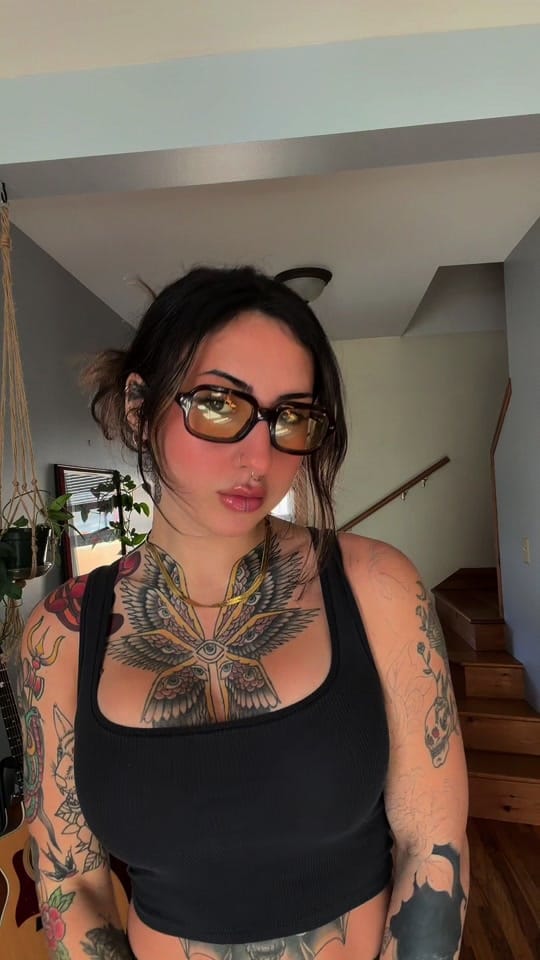 Post 10 by Isabel on TikTok (video)
