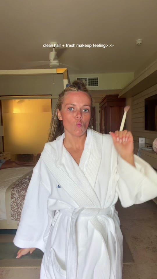Post 1 by EMILY on TikTok (video)