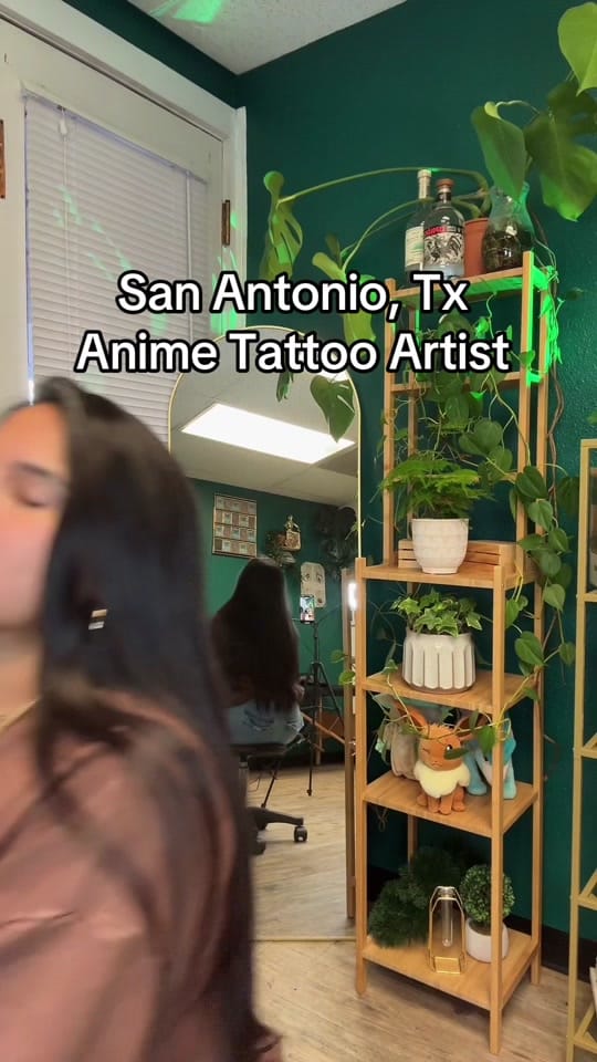 Post 2 by Alyssa on TikTok (video)