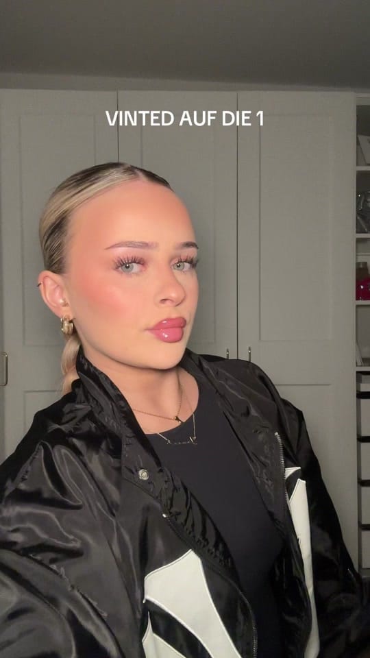 Post 7 by linaxjovana on TikTok (video)
