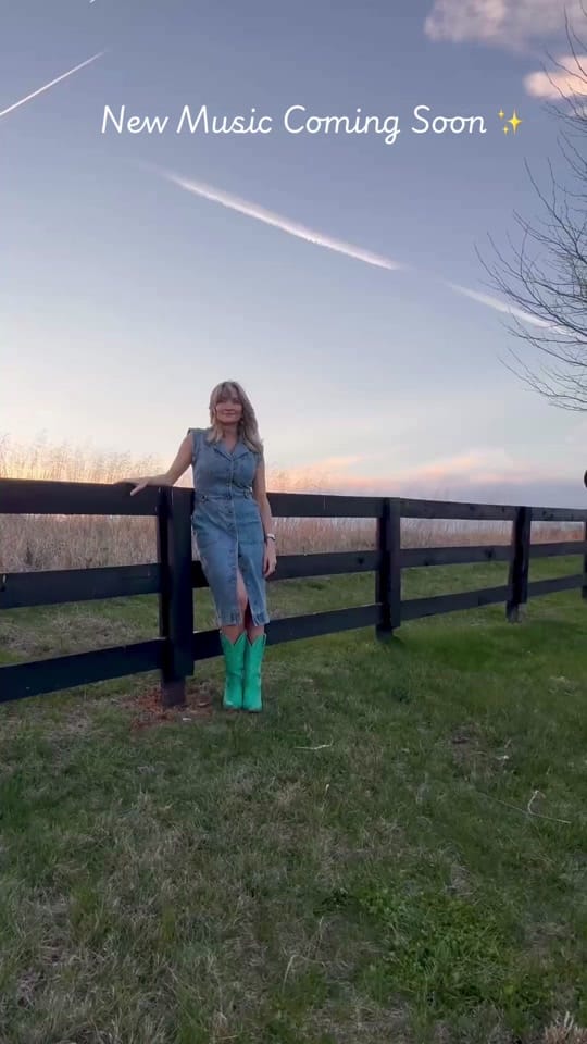 Post 4 by Melissa Quinn Fox on TikTok (video)