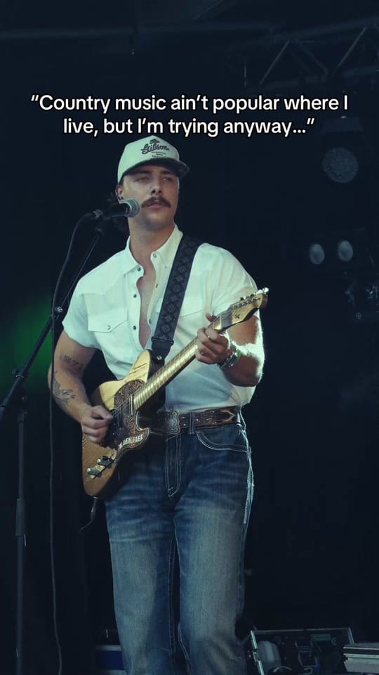 Post 7 by Koen Vael on TikTok (video)