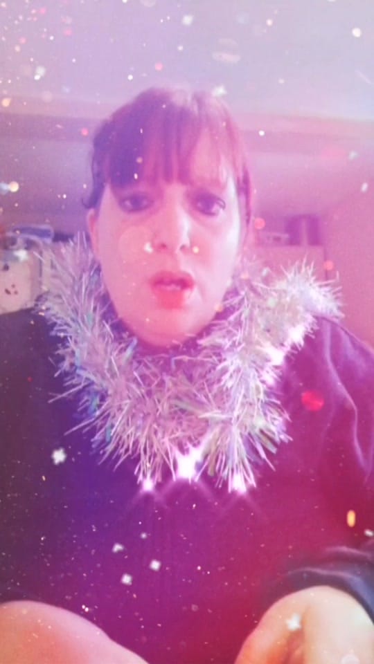 Post 6 by Stacy Louise on TikTok (video)
