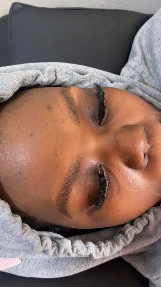 Post 2 by dazzy_beauty on TikTok (video)