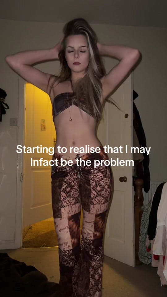 Post 8 by Imogen on TikTok (video)
