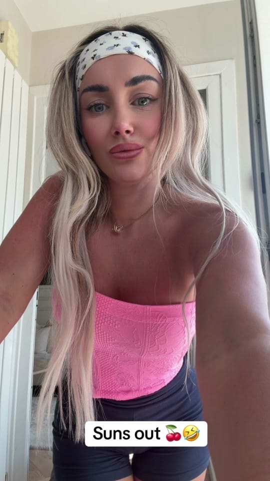 Post 10 by Michaela Kenneway ✨ on TikTok (video)