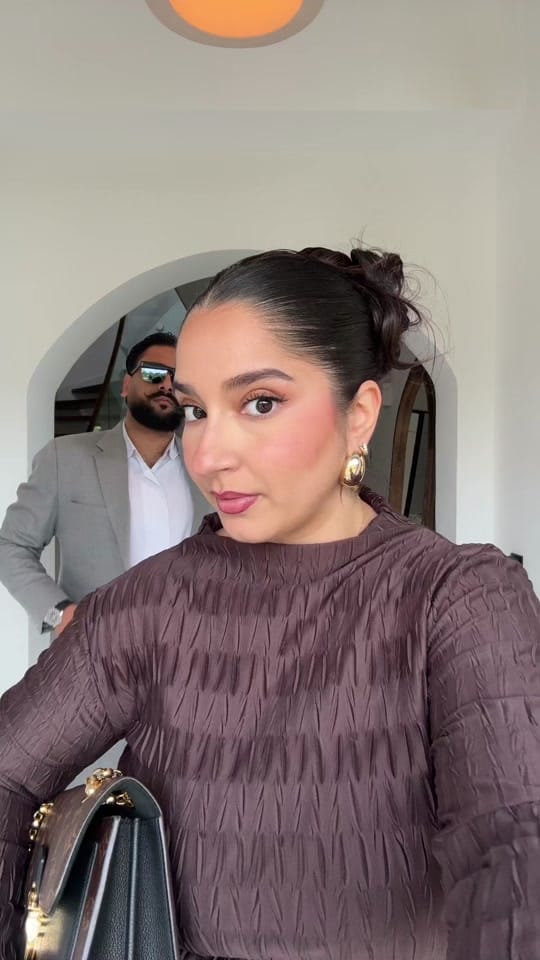 Post 6 by Sanny Kaur Dhillon on TikTok (video)