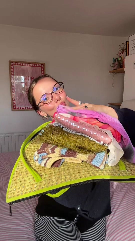 Post 6 by Jessica Little on TikTok (video)