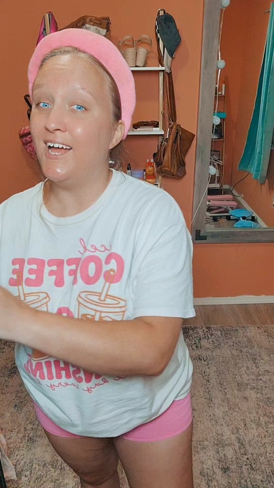 Post 8 by Kaly Nicole. 💕 on TikTok (video)