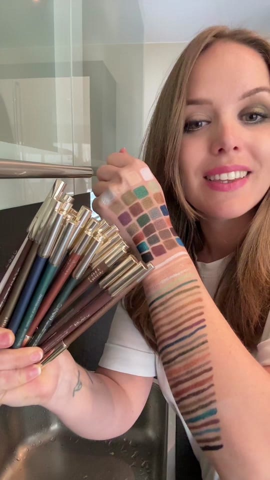 Post 10 by L'OYÉ Cosmetics on TikTok (video)