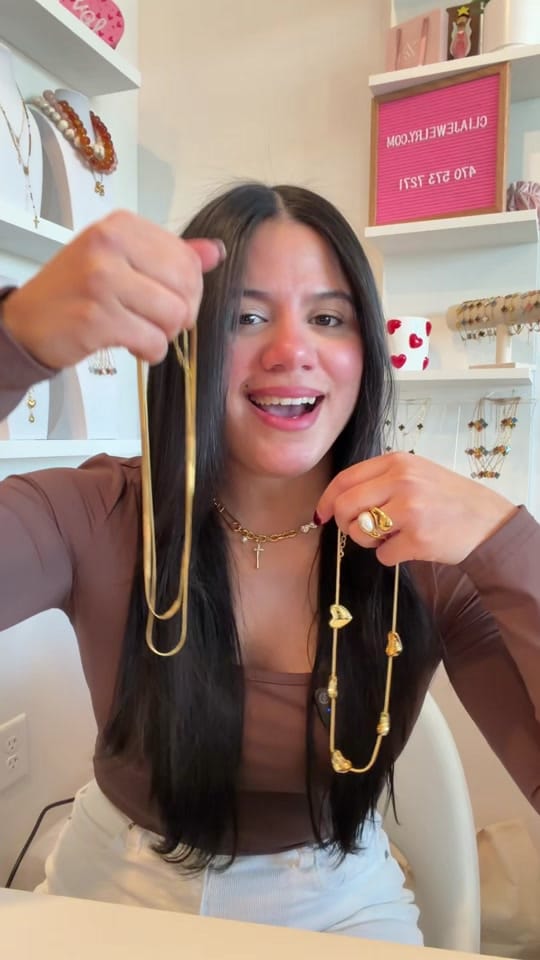 Post 1 by Clia Jewelry on TikTok (video)