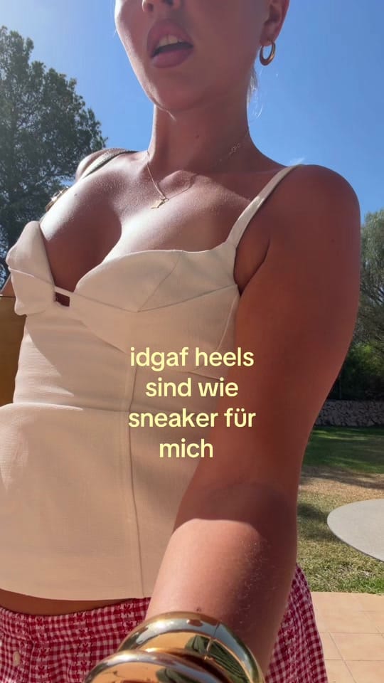 Post 2 by sphieew on TikTok (video)