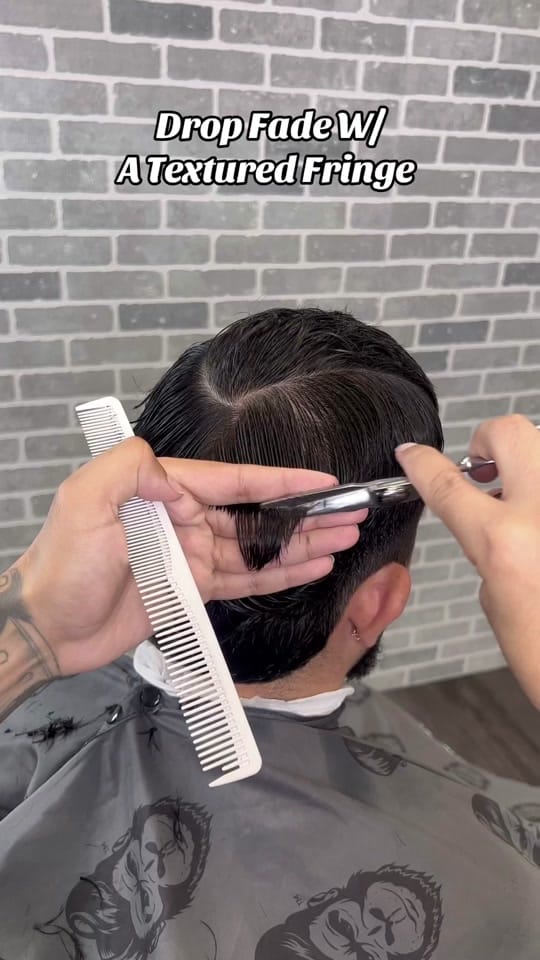 Post 8 by Erik__TheBarber on TikTok (video)
