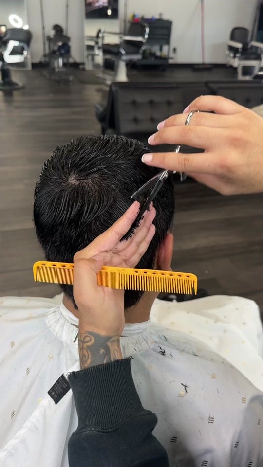 Post 10 by Erik__TheBarber on TikTok (video)