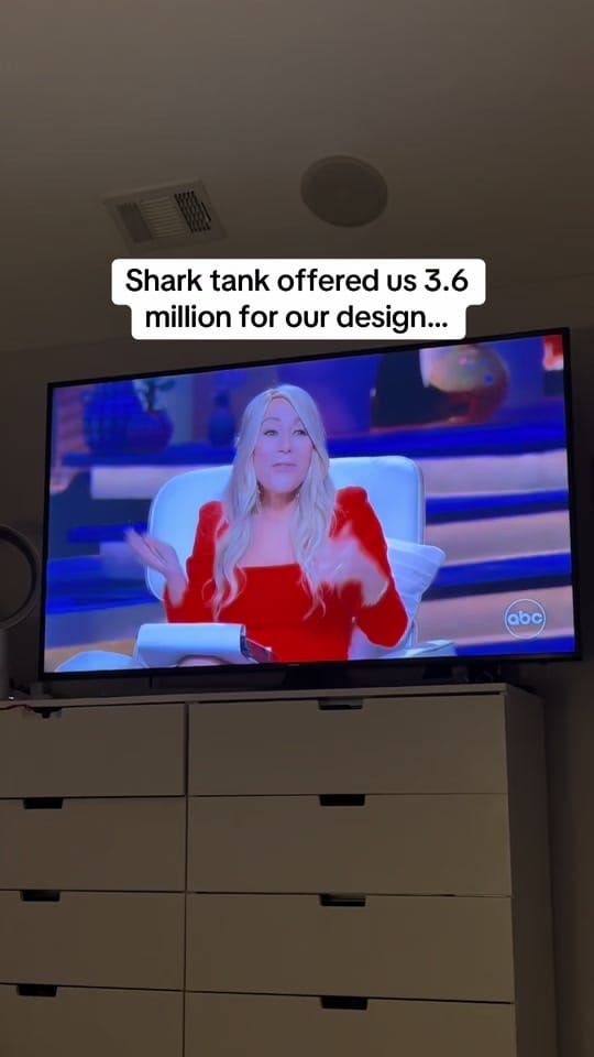 Post 1 by Loveandpebble on TikTok (video)