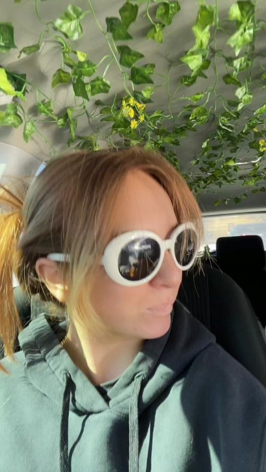 Post 3 by Kirsten Claire on TikTok (video)