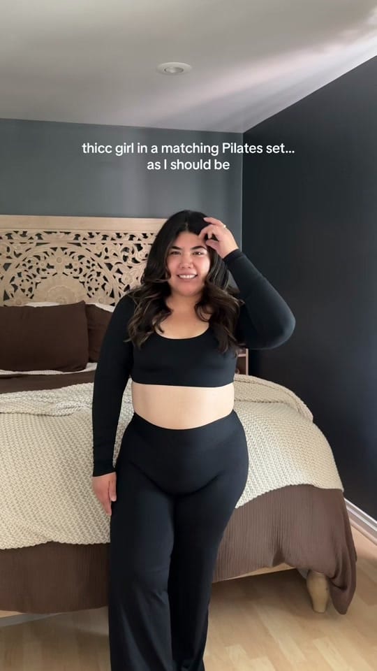 Post 6 by ellaxblooms on TikTok (video)