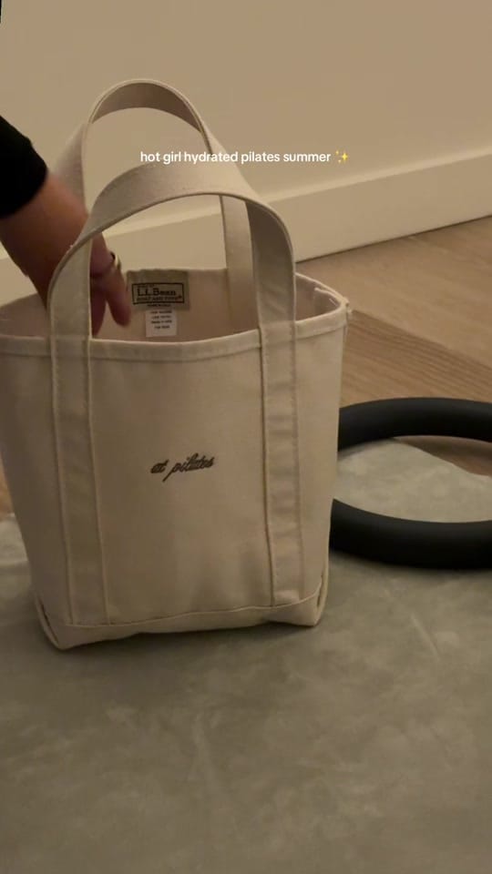 Post 1 by ellaxblooms on TikTok (video)