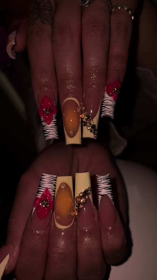 Post 4 by Junkie4nailz on TikTok (video)